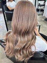 ウィリーベル 沖縄(WILLIE BELLE)&nbsp;ハイトーン/アッシュグレージュ/髪質改善/韓国風ウェーブ/艶髪