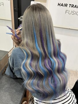 ラピス 横浜(Lapis) シルバーグレー×エクステハイライト