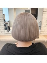 オルヘアサロン(Olu. hair salon)&nbsp;【ブリーチリタッチ】ホワイトベージュ×ボブ