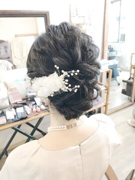 ロカット サロン(Roquat Salon) ブライダルヘアメイク【ヘアセット 立川/袴/立川/国分寺】