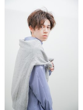 フィノンヘアメゾン(finon hair maison) 人気のセンターパート!2ブロミディアム♪