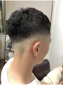 スキンフェード+クロップパーマ（くせ毛風）