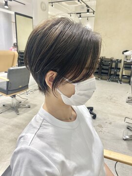 カノイ(KANOI) 前髪長め　大人美人ショート