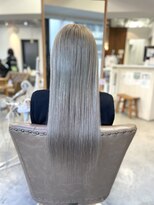 フツーロ 栄(FUTURO) GLAYカラー!