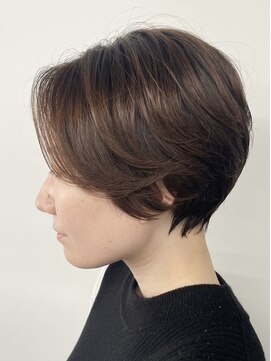 クローズ(cross-z) 大人可愛い20代30代40代黒髪前下がりショートボブ丸みショート◎