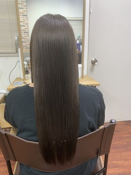 リアナ(RIANA) 前髪ストレート＋髪質改善トリートメント×カラー