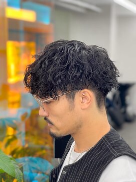 ポート 浦和(PORT) 波巻きスパイラルパーマツイストスパイラルパーマ韓国マッシュ