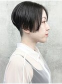 =刈り上げショート大人ショートクール前下がりショート30代40代
