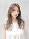 透明感ベージュ