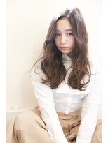 ルーシー(Lucy) ゆるウェーブロング　