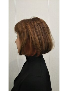 エノモト(ENOMOTO) インナーカラーココアブラウン×レッド大人可愛いボブ30代40代