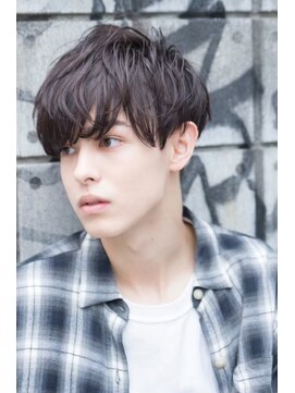 ケアリー 武蔵小杉(Carelly) メンズアップバング×束感ショートマッシュ
