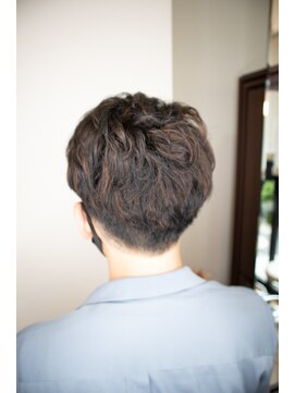 オラ ボーテ(Aura Beaute) 『Aura Beaute京都』メンズ　ハイライト　ショートマッシュ