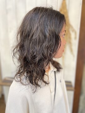 楽流頭 オブヘアー(of hair) ナチュラルスパイラルパーマ