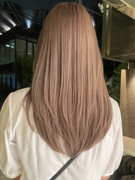 ルル 表参道(lulu.) ミルクティーベージュ レイヤーカット カーテンバング【Riku