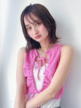 ホフ 大阪心斎橋店(F.O.F) グレージュベージュショートボブショートレイヤーブリーチ学割