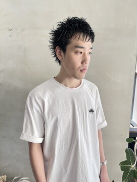 ヘアー アイス ルーチェ(HAIR ICI LUCE) 黒髪ベリーショート スパイキーショート 無造作 / 井上