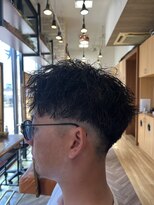 フレンズ 手稲店(friend's)&nbsp;アップバング刈り上げツーブロックツイストパーマ短髪美容室札幌