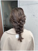 お呼ばれヘア　まとめ髪　網おろしアレンジ　ミディアムロング