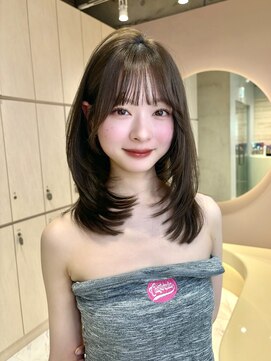 グロー 大宮(GLROW) 韓国ヘア レイヤーカット オリーブベージュ 顔まわり