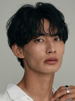 フィフス 原宿(fifth)&nbsp;渋谷原宿ニュアンスパーマセンターパートカルマパーマ刈り上げ