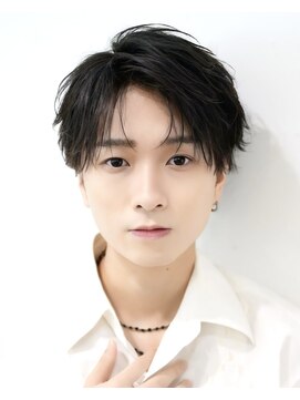 オーシャントーキョーウエスト 心斎橋 (OCEAN TOKYO WEST) ニュアンス毛流れフェザーショートセンターパートウルフ