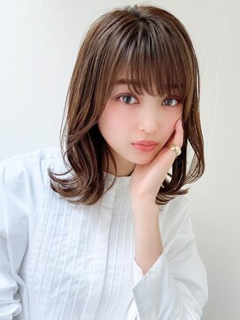 ラルユー 金山(LallYou) 後れ毛が可愛い顔周りレイヤー/ナチュラルアッシュ/顔周り