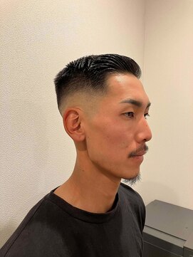 スーパークール アンド リコ(SUPERCOOL and RICO.) メンズショート×スキンフェード