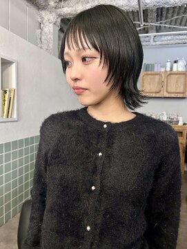 ニーム(nimes) hibico ブラック×ギザギザ前髪