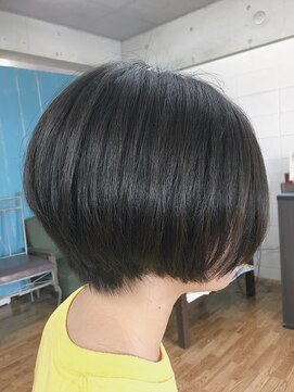 美容室エルカミノ 美シルエットハンサムショート