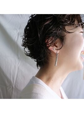 ハーヒム(her him) her.him/tominaga/426