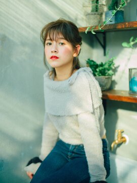 ヘアアンドリラクゼーション シャッセ(Hair&Relaxation SASE) ツイストハーフアップ