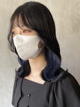 サクラ 岐阜(SAKURA) 隠せるインナーカラー派手に見えない濃いブルー