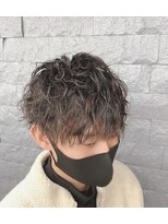 アース コアフュールボーテ 東松山店(EARTH coiffure beaute)&nbsp;センターパートツイストスパイラル波巻きパーママッシュ