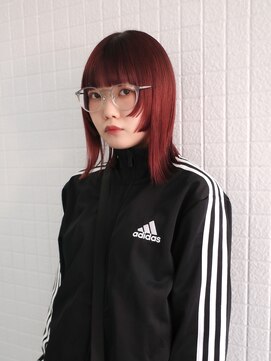 ヨー(Yoh-) 【顔周りカット/中里千尋】ブリーチ/デザインカラー