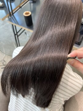 ラヴィエ(RAVIE) 【半田・髪質改善】縮毛矯正/トリートメント/マンツーマン