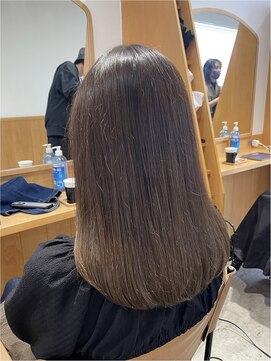 アンフィ 東京(Amphi) 【柔らかか収まる!!ULTOWAトリートメント♪】