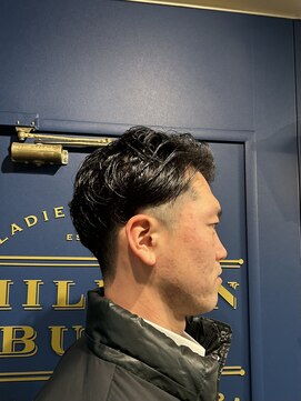 ミリオンバックス 神田店(Million Bucks) ツーブロック×ニュアンスパーマ[神田/理容室/シェービング]