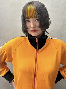 ヨハク 大阪梅田中崎町(yohaku) 【MIHO】イエロー×シルバーのウルフデザイン