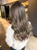 サニー 渋谷(SUNNY) ハイライト、バレイヤージュ、レイヤーカット、ケアブリーチ