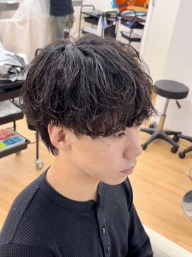 ビカム 名駅(become) 【緩めシャドウパーマ】かりあげしゃどうさままは