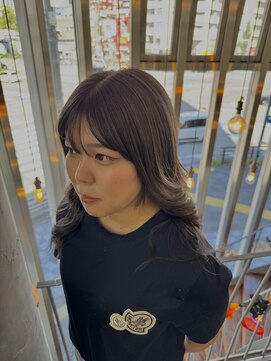 グレージュカラー