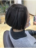 グレージュ透明感カラーグレイカラー大人可愛いミニボブ30代40代