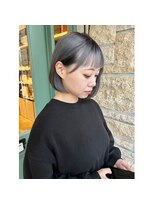 ローリーポーリークラウン(Roly Poly Clown)&nbsp;ハイトーンボブ/ブルーシルバー/ルーツカラー ＊ 20代30代40代