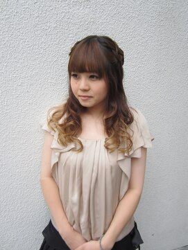 美容室イーナ(e na) ゆるふわミックス巻きアレンジ♪