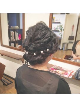 ガーネット(Garnet) くるりんぱパールピンアレンジ