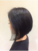 インナーカラー◎前下がりボブ