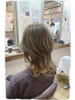 リン ヘアファクトリー アンド アイラッシュサロン(RIN)&nbsp;ソフトウルフミディアム+透け感アッシュベージュカラー
