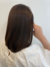 【G-UP（ジーアップ）弱酸性シルクストレート】トリートメントでクセを伸ばす感覚の新しい縮毛矯正 