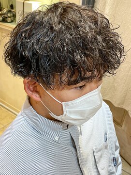 キャンバス バイ ネオリーブ 横浜西口(Canvas by neo.) 波巻きパーマツーブロック刈り上げマッシュ 横浜